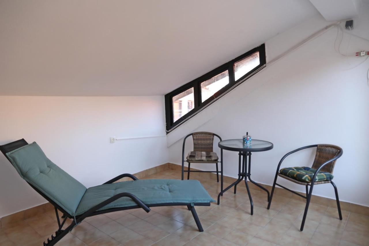 דירות קורצולה Sailboat House מראה חיצוני תמונה