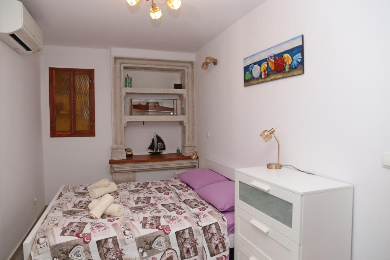 דירות קורצולה Sailboat House מראה חיצוני תמונה